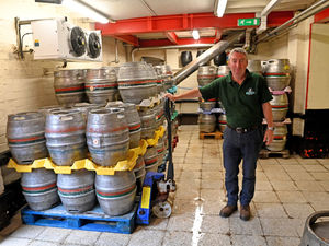 Supporting image for story: The secrets of brewing a traditional Black Country beer which has run in the family for generations