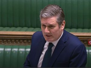 Supporting image for story: Sir Keir Starmer urges Boris Johnson to give MPs a vote on NHS pay rise