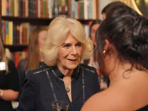 Supporting image for story: Queen receives ‘sweet’ picture from girl as she hosts equestrian athletes