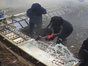 Supporting image for story: Judge tells jewellery shop raiders they must repay £250k from ill-gotten gains