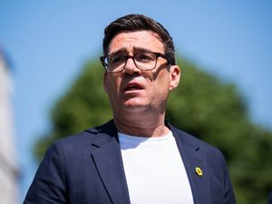 Supporting image for story: Burnham says he plans to stand in by-election