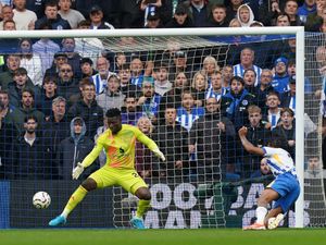 Supporting image for story: Joao Pedro’s late goal earns Brighton dramatic win over Manchester United