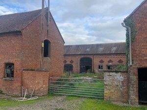 Supporting image for story: Plans to turn empty Shropshire farm buildings into eight family homes given the green light