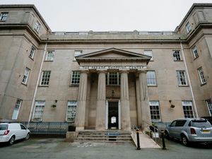 Supporting image for story: Shrewsbury tapas bar battle: Decision made after 'terrified' residents oppose alcohol plan