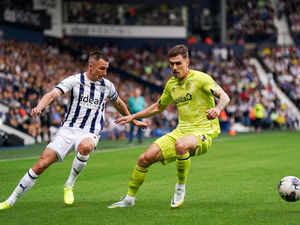 Supporting image for story: Michael Appleton makes Josh Ruffels claim after Shrewsbury Town land former Championship defender following lengthy pursuit