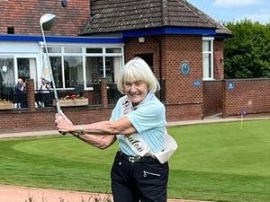 Supporting image for story: 90-year-old June still hoping for another hole in one!