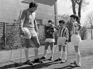 Supporting image for story: Cannock kids who scored against goalkeeping legend Gordon Banks