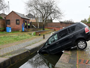 Supporting image for story: Canals and Rivers Trust "disappointed" to waste resources removing another car stuck in Walsall canal