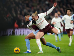 Supporting image for story: Diego Carlos explains key Aston Villa factor to success 