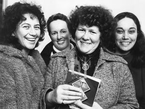 Supporting image for story: Booker Prize-winning novelist Keri Hulme dies aged 74