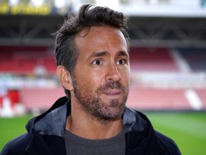 Supporting image for story: Ryan Reynolds pays tribute to Deadpool & Wolverine production designer Ray Chan