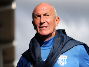 Supporting image for story: Tony Pulis signs contract extension with West Brom until summer of 2019