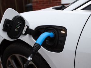 Supporting image for story: Car registrations fall 14.3% in March but EV sales continue to soar