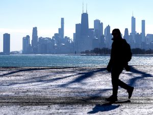 Supporting image for story: ‘Life-threatening cold’ hits parts of US following deadly weekend flooding