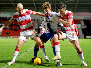 Supporting image for story: No goal burden on Walsall's Bradshaw