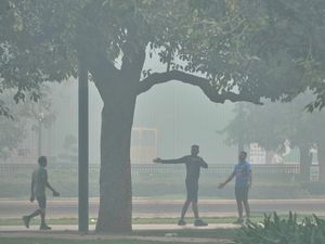 Supporting image for story: India conducts cloud-seeding trial to clear New Delhi’s smog