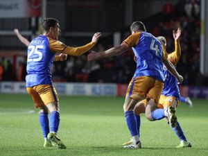 Supporting image for story: Appleton hopes Walsall performance gives Shrewsbury Town confidence for final home game of the year