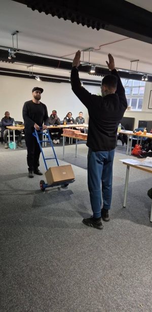 Quack Recruitment & Training Tutor, John, teaching site Health & Safety Rules.
