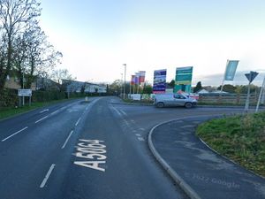 Supporting image for story: Temporary traffic lights to be in place for a month on key Shrewsbury road