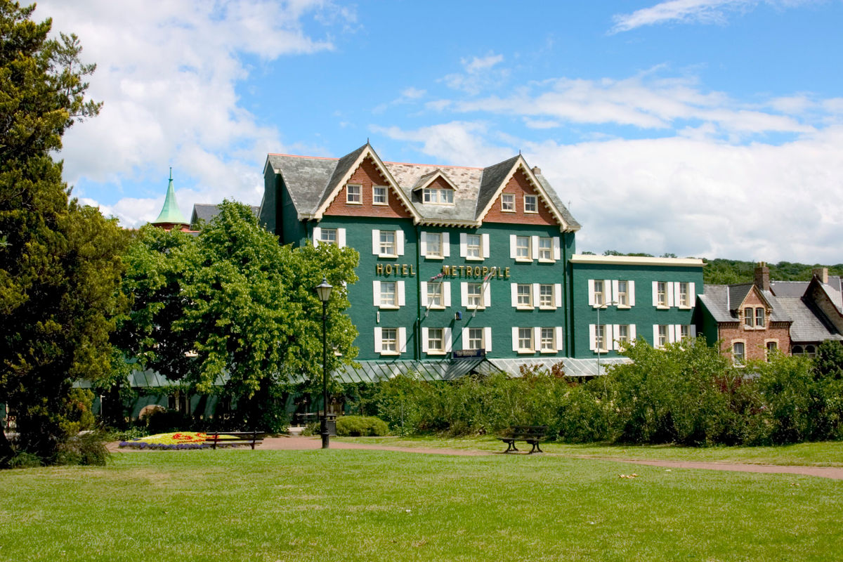 From Boardrooms to Stargazing: The Metropole Hotel in Llandrindod Wells Reinvents Team Building