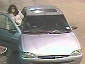 Supporting image for story: Police plea to find woman in CCTV pictures