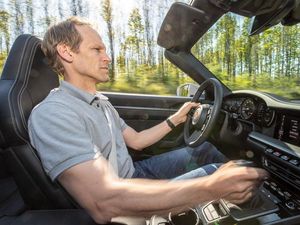 Supporting image for story: ‘Sporty drivers’ can now get a manual gearbox in a Porsche 911 Carrera S