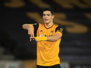 Supporting image for story: Nuno still ‘totally confident’ of Raul Jimenez return this season