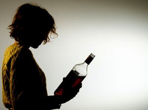 Supporting image for story: Heavy drinkers more likely to buy alcohol-free and low-alcohol drinks