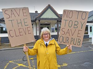 Supporting image for story: More than 1,000 names back petition against Wolverhampton pub becoming Toby Carvery