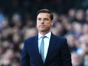 Supporting image for story: Scott Parker rues Martin Dubravka error as Fulham hit back to beat Burnley