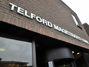 Supporting image for story: Shropshire road rage driver jumped up and down on car roof