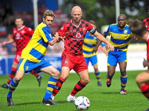 Supporting image for story: James O'Connor: New-boys help Walsall