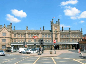 Supporting image for story: Almost 900 sign Shropshire Star petition for direct London rail link