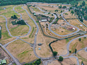 Supporting image for story: Aerial pictures show effects of heatwave on region's beauty spots