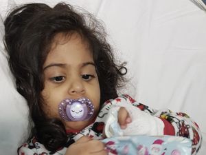 Supporting image for story: One year after being diagnosed with brain tumour it's a happy Christmas for toddler Amaya