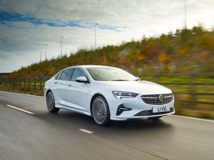Supporting image for story: First drive: Do the updates on the facelifted Vauxhall Insignia go far enough?