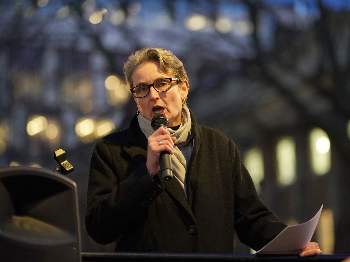 Labour MP Kate Osborne faces inquiry by Commons expenses watchdog