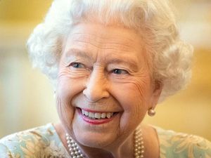 Supporting image for story: Queen sends message of support to organisers of virtual Chelsea Flower Show