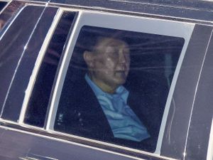 Supporting image for story: Lawyers say detained South Korean president will refuse further questioning