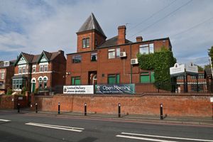 The school is situated in a number of old buildings, including one from 1901