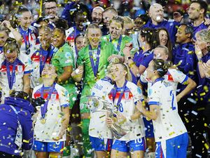 Supporting image for story: Lionesses set for bus parade celebration after dramatic Euros win