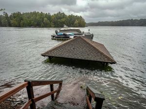 Supporting image for story: Dozens dead and millions without power as Hurricane Helene hits US