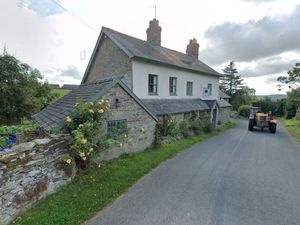 Supporting image for story: Plans to turn 'no longer viable' 18th century pub into a residential house