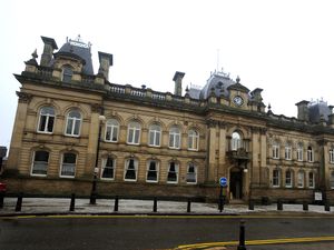 Supporting image for story: Rogue trader fined for tricking woman out of £3k for work never completed 