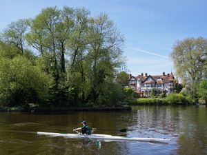 Supporting image for story: UK to be hotter than Ibiza later this week with temperatures reaching 21C