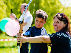 Supporting image for story: Spring Fling attracts crowds in Shifnal - in photos