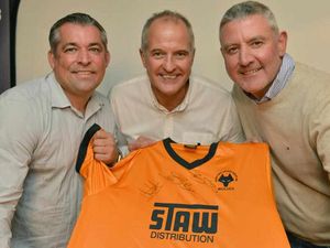 Supporting image for story: Best Wembley memories of Wolves heroes