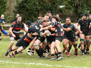 Supporting image for story: All Blacks dig deep for a dramatic home triumph