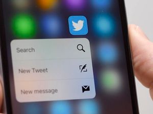 Supporting image for story: Are these the 15 best tweets of all time?