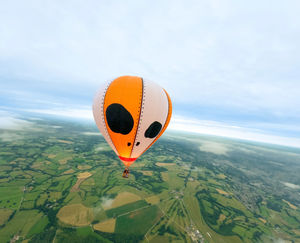 The Skulloon Tavern launches as part of Beavertown’s Stick Your Neck Out campaign, after research revealed that more than two thirds (67%) of the UK do the same thing every Bank Holiday weekend.